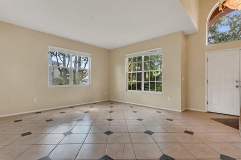 House in Lutz, Florida 5 bedrooms, 381.09 sq.m. № 1285484 - photo 5