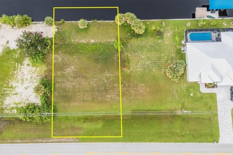 Terreno en venta en Port Charlotte, Florida № 1361572 - foto 2