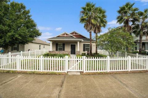 House in CONNERTON

 in Land O' Lakes, Florida 3 bedrooms, 165.37 sq.m. № 1361609 - photo 29