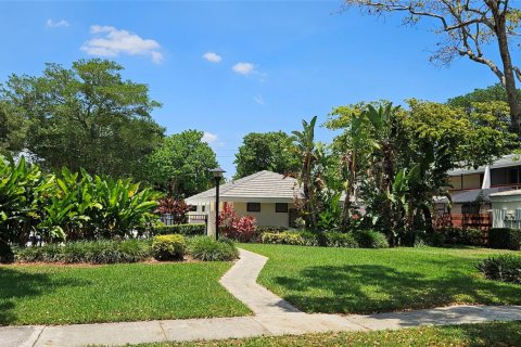 Townhouse in Hollywood, Florida 3 bedrooms, 152.36 sq.m. № 1185372 - photo 22