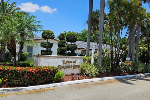 Townhouse in Hollywood, Florida 3 bedrooms, 152.36 sq.m. № 1185372 - photo 24