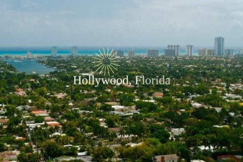 Adosado en venta en Hollywood, Florida, 3 dormitorios, 152.36 m2 № 1185372 - foto 29