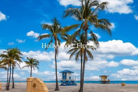 Adosado en venta en Hollywood, Florida, 3 dormitorios, 152.36 m2 № 1185372 - foto 27