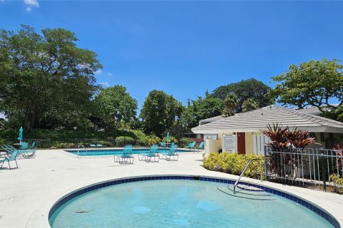 Adosado en venta en Hollywood, Florida, 3 dormitorios, 152.36 m2 № 1185372 - foto 30