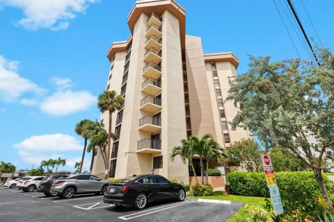 Condominio en venta en Pompano Beach, Florida, 2 dormitorios, 137.5 m2 № 1093905 - foto 29