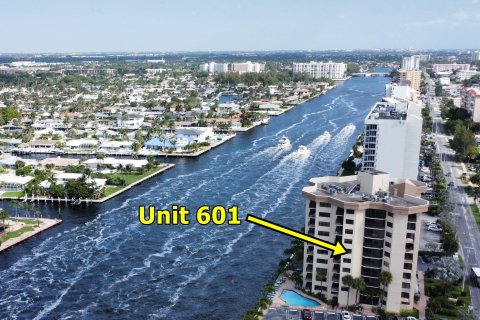 Condominio en venta en Pompano Beach, Florida, 2 dormitorios, 137.5 m2 № 1093905 - foto 22