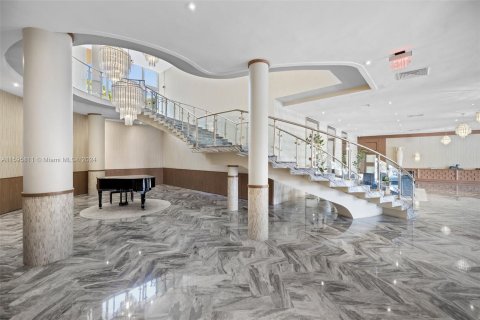 Condo in Miami Beach, Florida, 1 bedroom  № 1188941 - photo 25