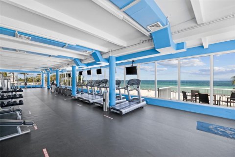 Condo in Miami Beach, Florida, 1 bedroom  № 1188941 - photo 18