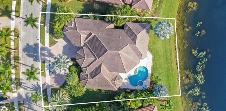 Villa ou maison à Weston, Floride 5 chambres, 397.71 m2 № 1132693