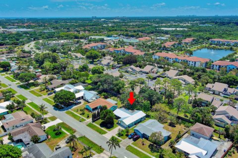 Villa ou maison à vendre à Jupiter, Floride: 4 chambres, 142.88 m2 № 1132663 - photo 3