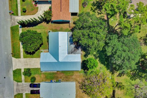 Villa ou maison à vendre à Jupiter, Floride: 4 chambres, 142.88 m2 № 1132663 - photo 2