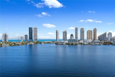 Condominio en venta en Aventura, Florida, 3 dormitorios, 267.28 m2 № 1404147 - foto 30