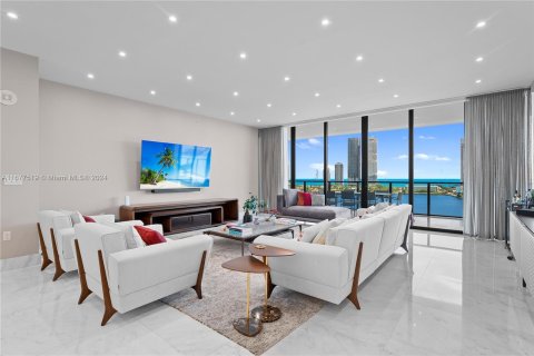 Condo in Aventura, Florida, 3 bedrooms  № 1404147 - photo 1