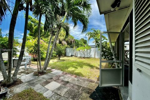 Casa en alquiler en Cutler Bay, Florida, 3 dormitorios, 176.24 m2 № 1358609 - foto 13