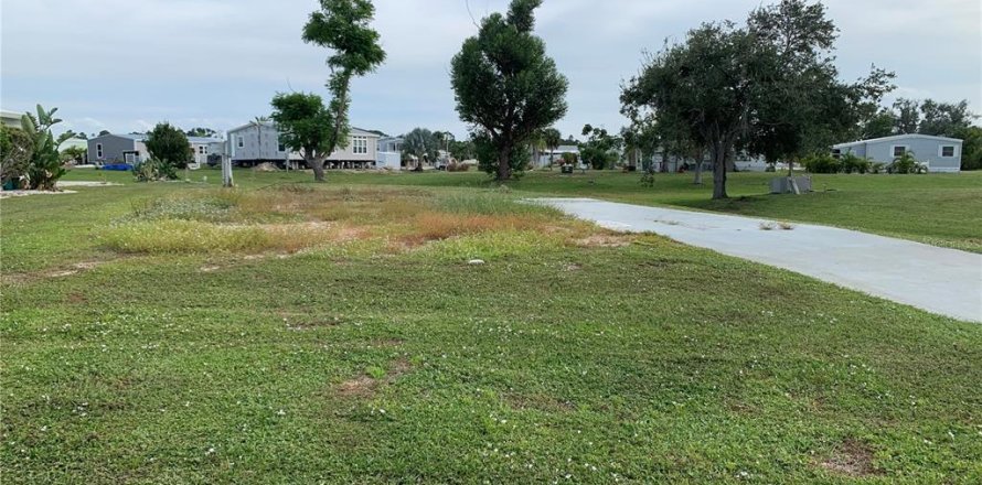 Terrain à Port Charlotte, Floride № 763935