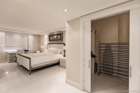 Condominio en alquiler en Hollywood, Florida, 2 dormitorios, 115.94 m2 № 929471 - foto 10