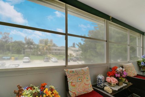 Condo in West Palm Beach, Florida, 1 bedroom  № 1098661 - photo 13