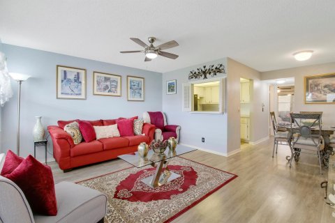 Condo in West Palm Beach, Florida, 1 bedroom  № 1098661 - photo 27