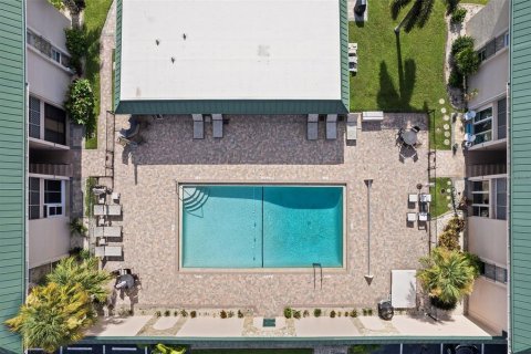 Copropriété à vendre à Cape Coral, Floride: 1 chambre, 88.63 m2 № 1339347 - photo 28