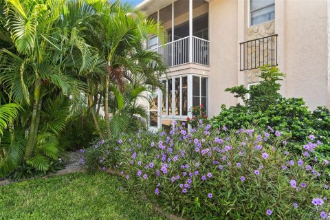 Copropriété à vendre à Cape Coral, Floride: 1 chambre, 88.63 m2 № 1339347 - photo 2