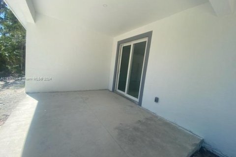 Casa en venta en Lehigh Acres, Florida, 3 dormitorios, 130.62 m2 № 875824 - foto 7