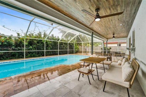 Villa ou maison à vendre à Tamarac, Floride: 3 chambres, 149.29 m2 № 837143 - photo 2