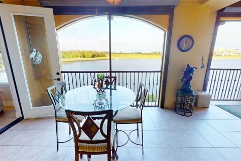 Copropriété à vendre à Punta Gorda, Floride: 2 chambres, 195.65 m2 № 1107041 - photo 18