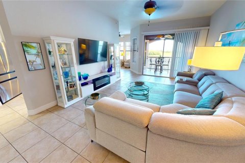 Condo in Punta Gorda, Florida, 2 bedrooms  № 1107041 - photo 9