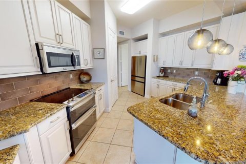 Condo in Punta Gorda, Florida, 2 bedrooms  № 1107041 - photo 13