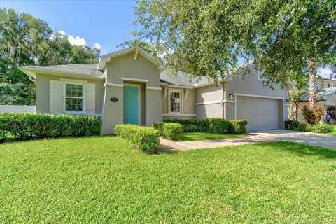 Villa ou maison à vendre à DeLand, Floride: 3 chambres, 181.9 m2 № 1400956 - photo 1