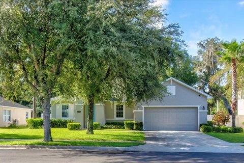 Villa ou maison à vendre à DeLand, Floride: 3 chambres, 181.9 m2 № 1400956 - photo 4