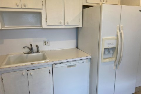 Condo in Pompano Beach, Florida, 2 bedrooms  № 1017067 - photo 23