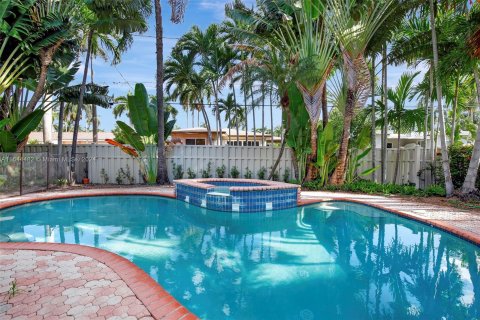 Casa en venta en Hollywood, Florida, 3 dormitorios, 230.12 m2 № 1330041 - foto 4