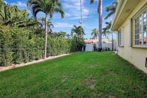 Casa en venta en Hollywood, Florida, 3 dormitorios, 230.12 m2 № 1330041 - foto 23