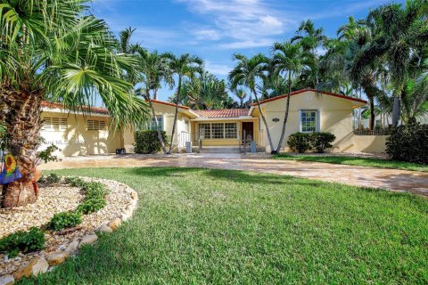 Casa en venta en Hollywood, Florida, 3 dormitorios, 230.12 m2 № 1330041 - foto 3