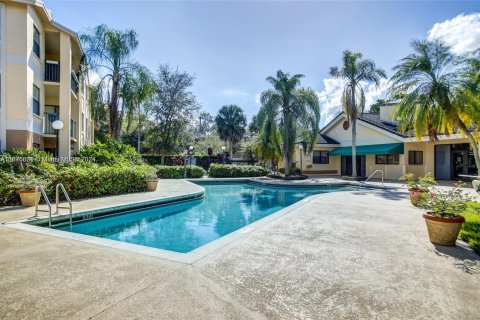 Condo in Sunrise, Florida, 1 bedroom  № 1398354 - photo 20