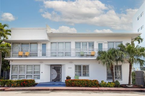 Hotel in Miami Beach, Florida № 1185885 - photo 1