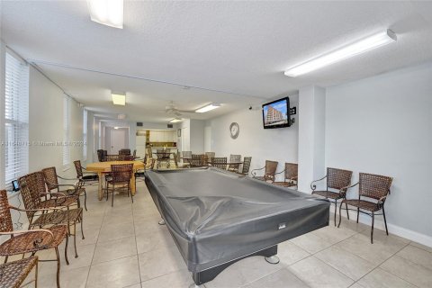 Condominio en venta en Hollywood, Florida, 1 dormitorio, 97.55 m2 № 1333518 - foto 28