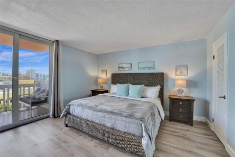 Copropriété à vendre à Hollywood, Floride: 1 chambre, 97.55 m2 № 1333518 - photo 18