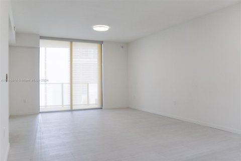 Condominio en venta en Miami, Florida, 1 dormitorio, 77.02 m2 № 951996 - foto 4