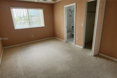 Townhouse in Homestead, Florida 2 bedrooms, 127.28 sq.m. № 1411940 - photo 8