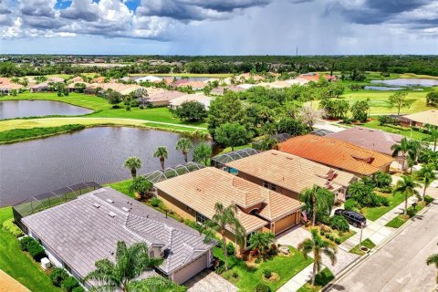 Villa ou maison à vendre à North Port, Floride: 3 chambres, 168.99 m2 № 1308002 - photo 5