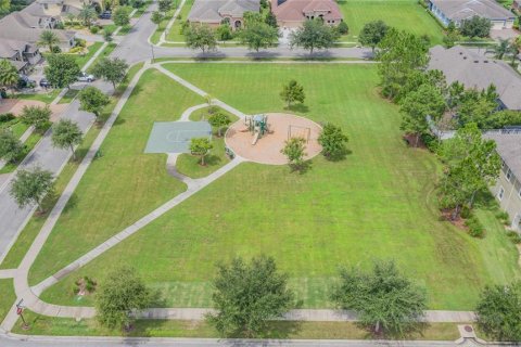 Villa ou maison à vendre à Wesley Chapel, Floride: 4 chambres, 233.46 m2 № 1308001 - photo 11