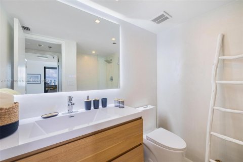 Copropriété à vendre à Miami Beach, Floride: 2 chambres, 133.78 m2 № 1345671 - photo 9