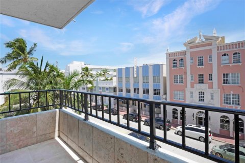 Copropriété à vendre à Miami Beach, Floride: 1 chambre, 66.89 m2 № 1345672 - photo 13