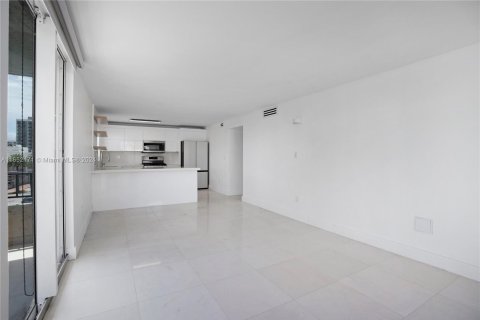 Condominio en venta en Miami Beach, Florida, 1 dormitorio, 66.89 m2 № 1345672 - foto 5