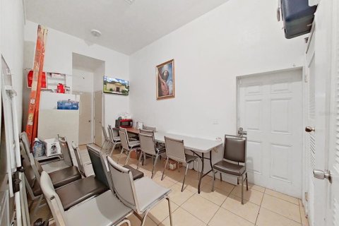 Immobilier commercial à vendre à Tampa, Floride: 159.79 m2 № 1317886 - photo 28