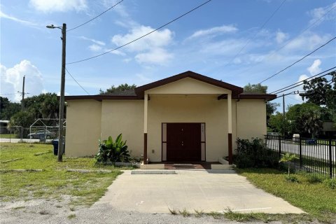 Propiedad comercial en venta en Tampa, Florida, 159.79 m2 № 1317886 - foto 1