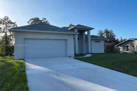 Villa ou maison à vendre à Lehigh Acres, Floride: 3 chambres № 807467 - photo 2