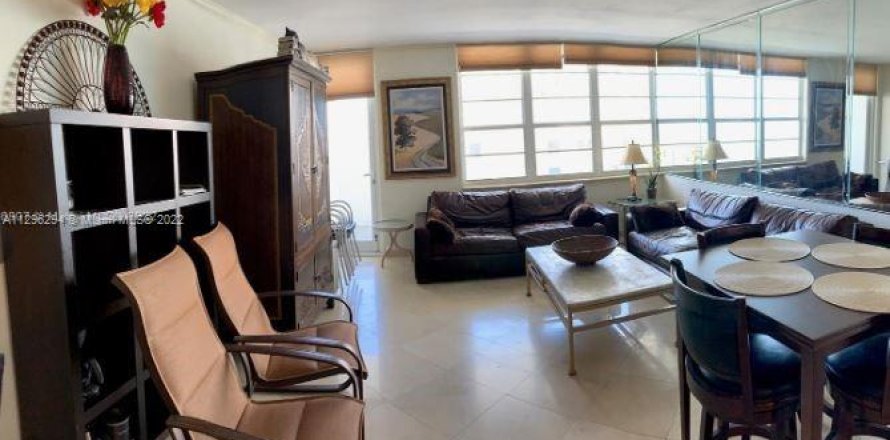 Condo in Miami Beach, Florida, 1 bedroom  № 150186